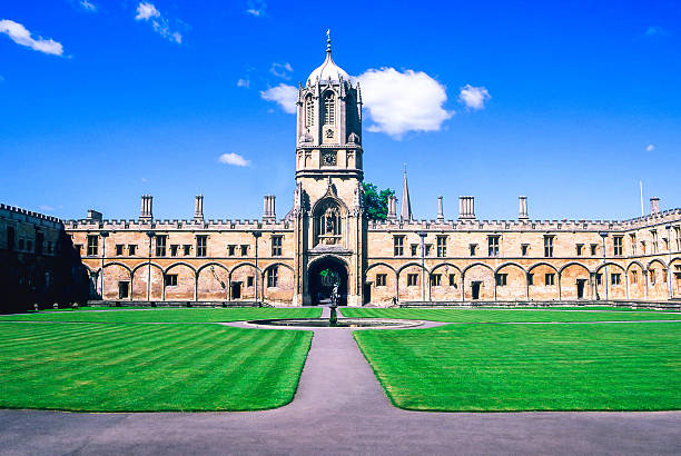istock Christ Church's Tom Tower, Oxford University, England 471934745