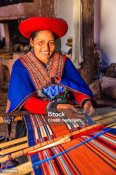 Peruvian Woman Weaving The Sacred Valley Chinchero Stock Photo - Download Image Now