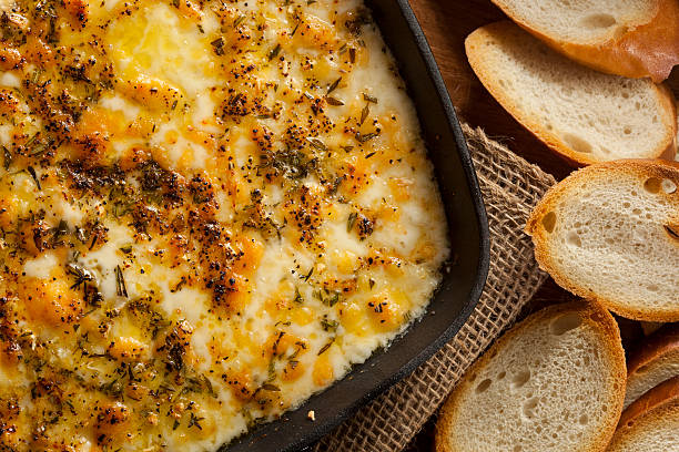istock Baked Fontina Cheese Dip 471938443