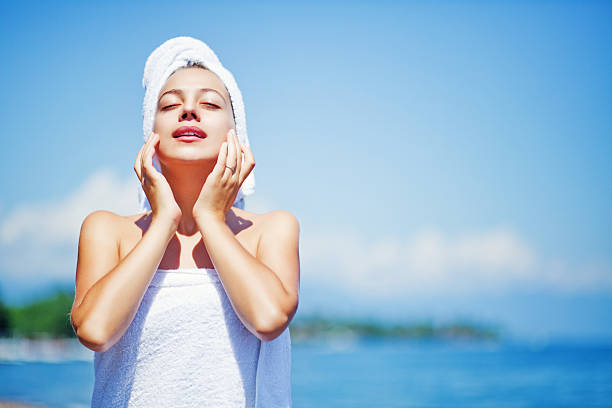 istock skincare outdoors 471944413