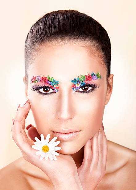 istock Beautiful woman face 471949935
