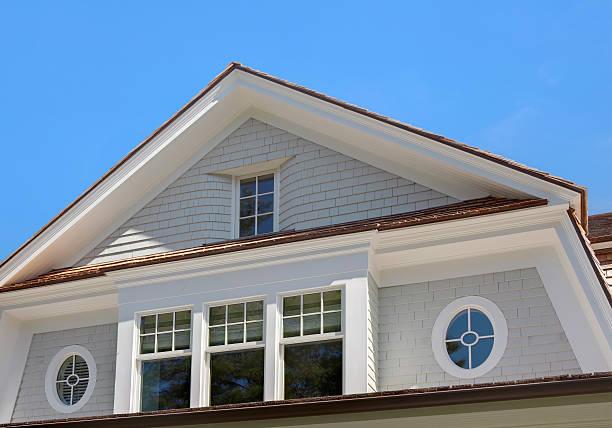 istock Low angle view of house upper floors 471951929