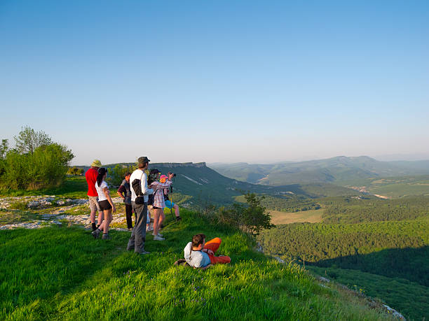 istock Hikers watch the terrain 471964589