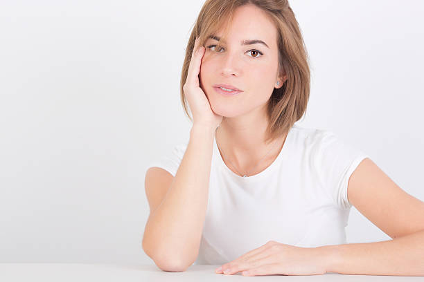 istock Natural girl in white 471966139