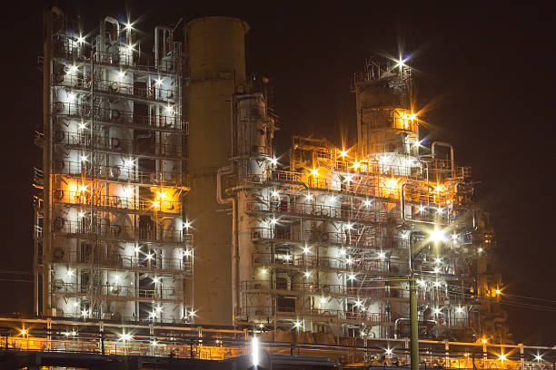 istock Chemical factory installation in the night 471966317