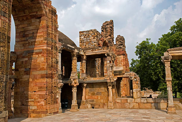 istock Qutab Minar, Delhi, India 471977091