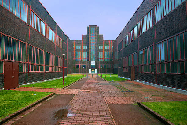 istock Zeche Zollverein Coal Mine Industrial Complex 471979961