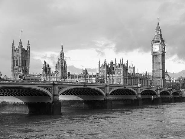 istock Westminster Bridge black and white 471980359