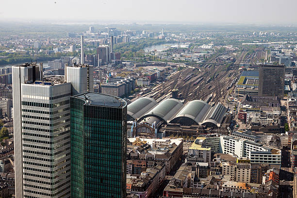 istock Skyline of Frankfurt 471980693