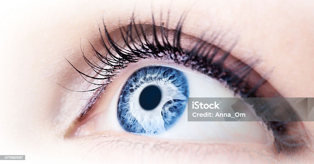 Abstract blue eye - Foto de stock de Ojos azules libre de derechos