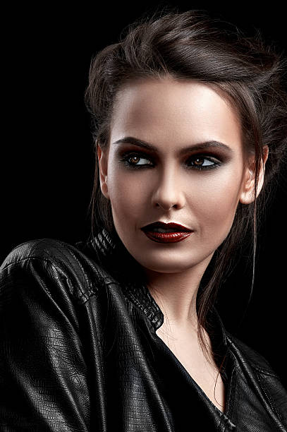 istock Fashion girl . 471997274