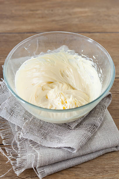 la crème - buttercream photos et images de collection