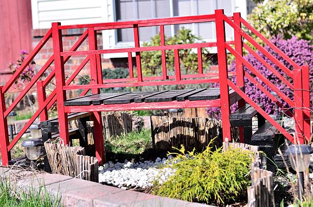 분재 구름다리 세로는 - bridge wood japanese garden footbridge 뉴스 사진 이미지