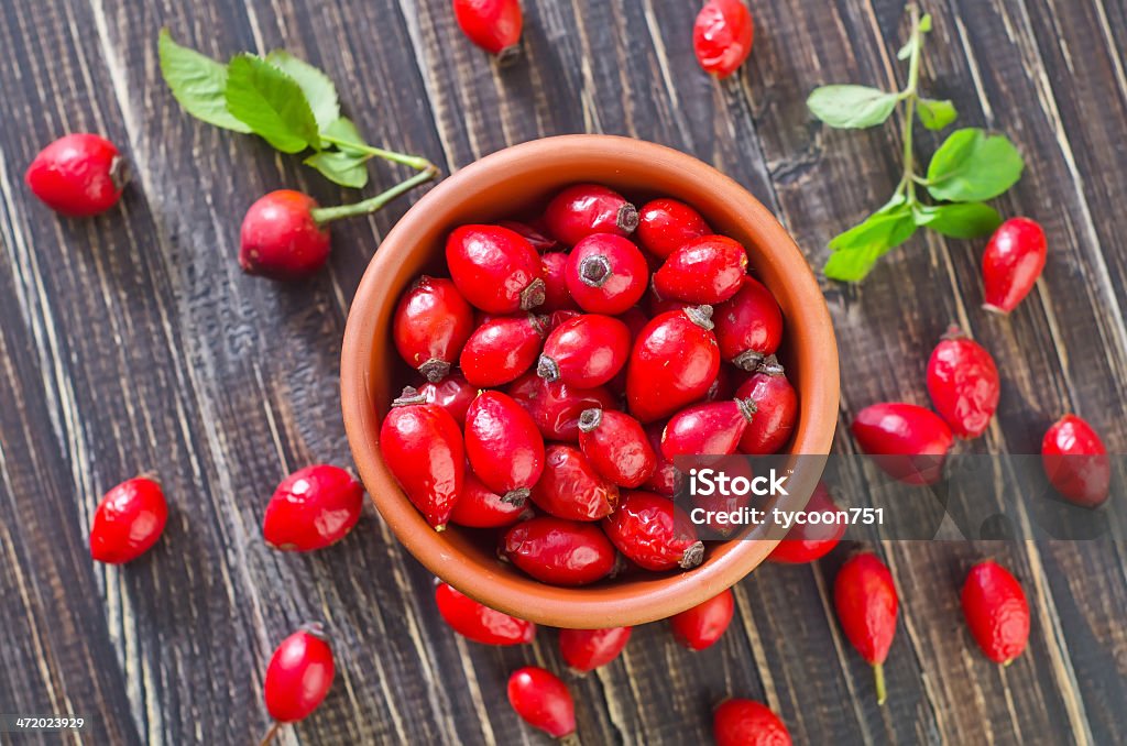 wild-brier wild-brier in bowl Antioxidant Stock Photo