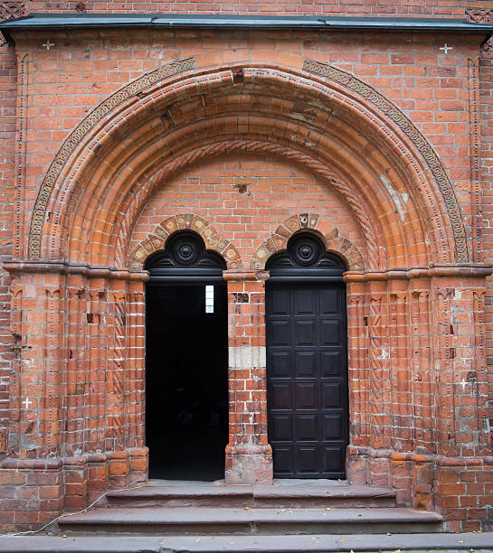 istock Saint James church portal 472025189