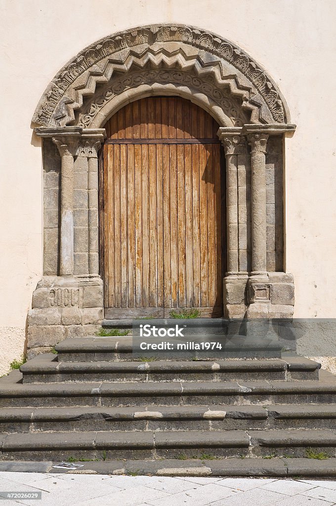 Église de Sainte-Marie de la Nova.  De Melfi.  Basilicate.  L'Italie. - Photo de Antique libre de droits