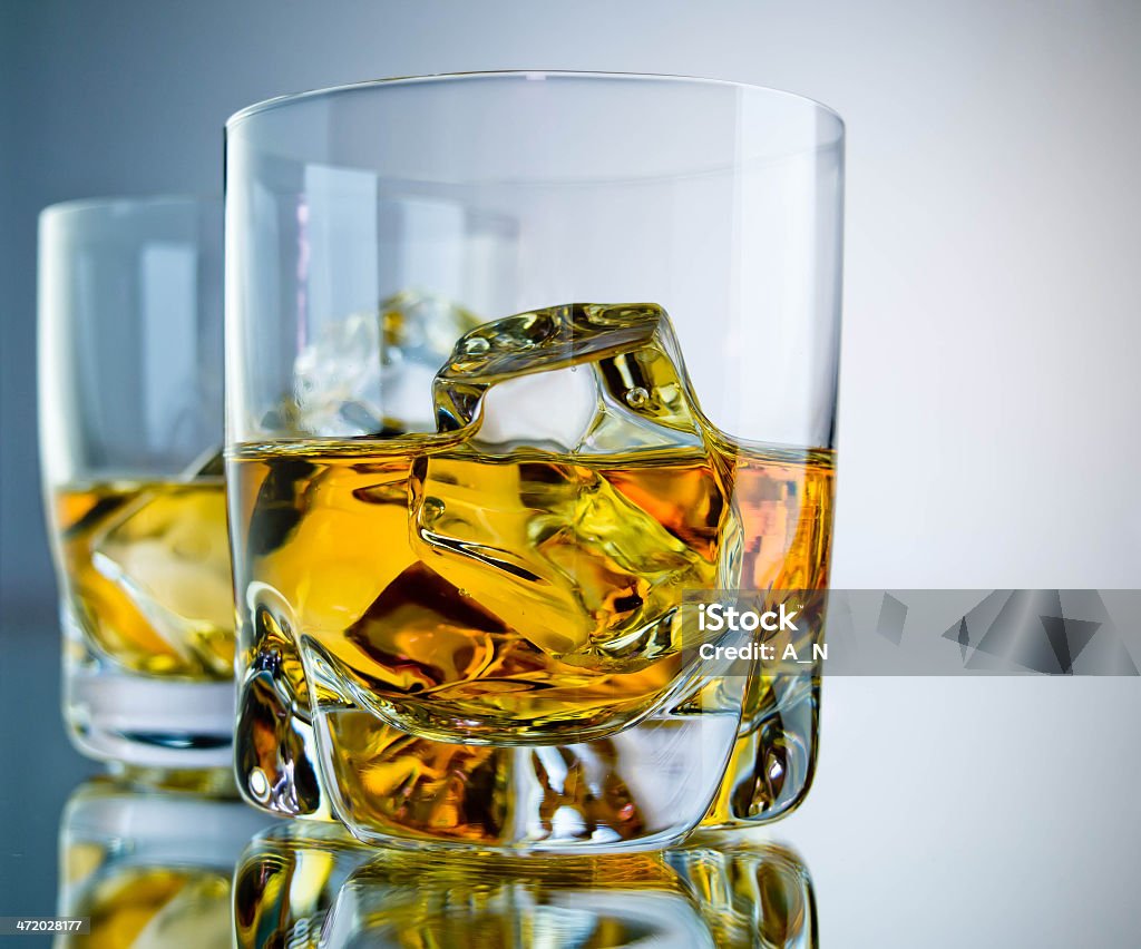Zwei whiskeys - Lizenzfrei Alkoholisches Getränk Stock-Foto