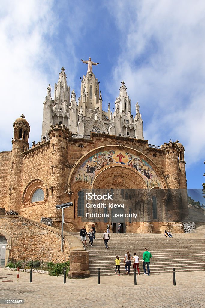 Templo na montanha Tibidabo em Barcelona - Foto de stock de Arquitetura royalty-free