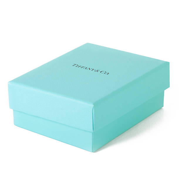 тиффани подарочная коробка - tiffany box стоковые фото и изображения