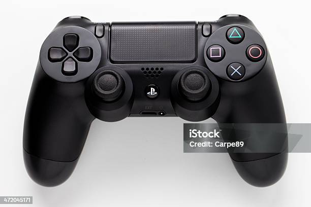 Photo libre de droit de Joypad Pour Jouer Station 4 banque d'images et plus d'images libres de droit de Playstation - Playstation, 2013, 2014