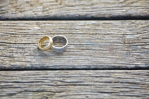 Wedding rings. Shallow depth of field.