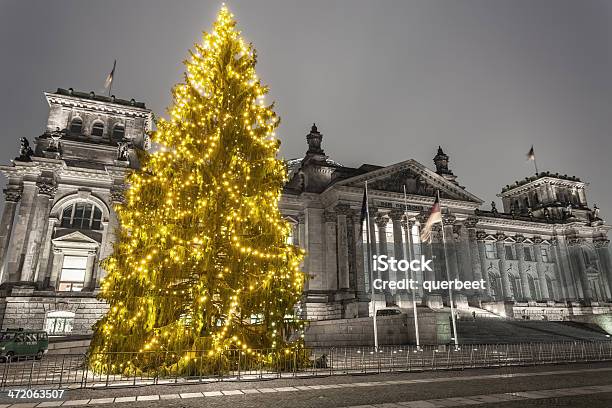 Weihnachtenreichstag In Berlin Stockfoto und mehr Bilder von Baum - Baum, Beleuchtet, Berlin