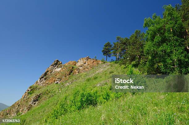 Paisaje De Montaña Foto de stock y más banco de imágenes de Aire libre - Aire libre, Azul, Belleza de la naturaleza