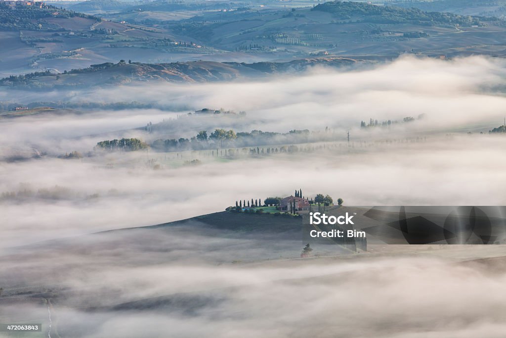 Paysage de Foggy Bottom, toscane, Italie - Photo de Agriculture libre de droits