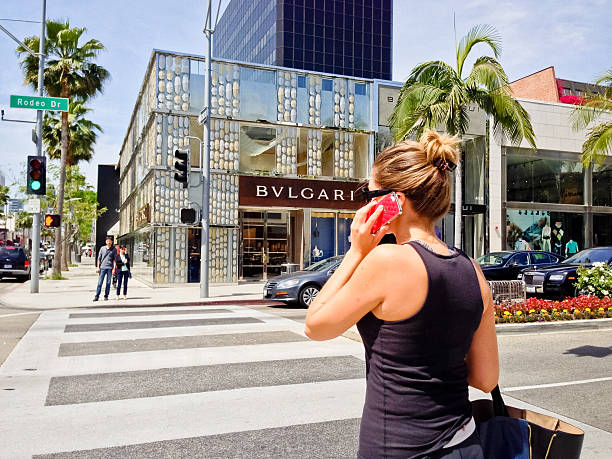 rodeo drive beverly hills, califórnia - bulgari imagens e fotografias de stock