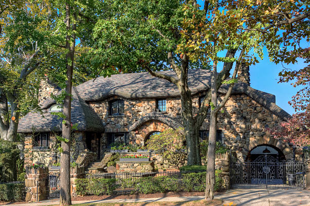istock Luxury Brooklyn House, New York, Clear blue sky. 472066089