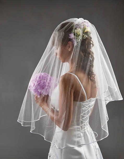 Bride Veil Portrait Wedding Bridal Hair Style With Flowers Bouquet Stock  Photo - Download Image Now - iStock