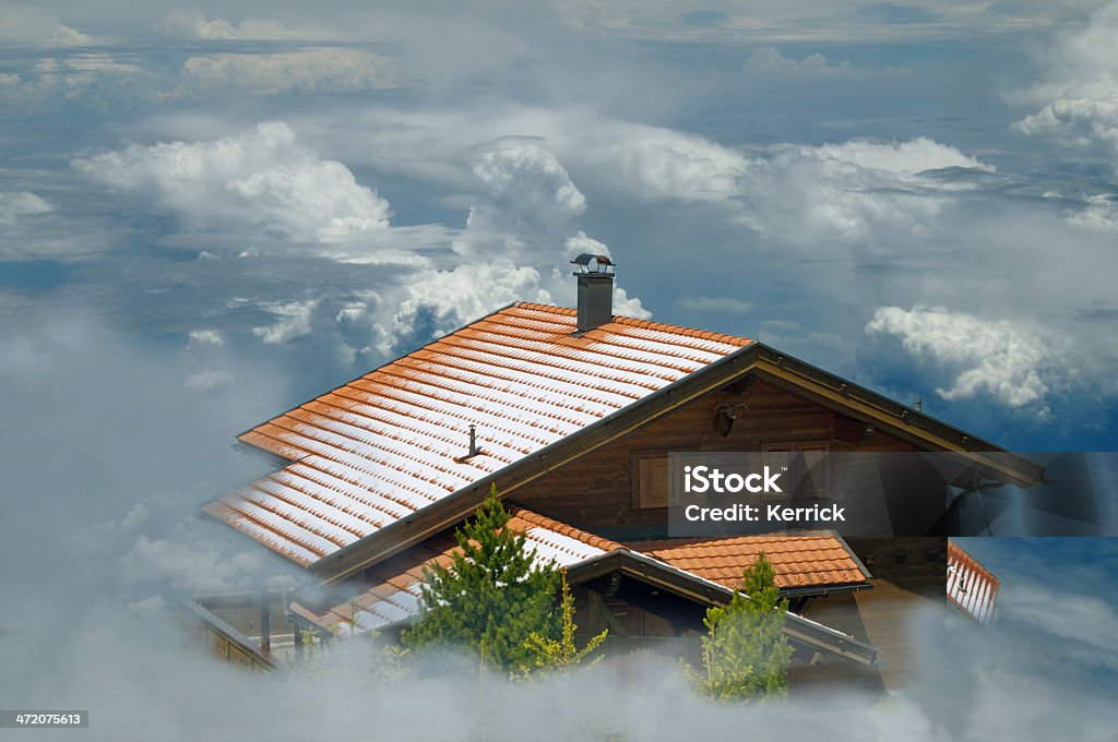 alpine hut auf Himmel und Wolken, cumulus - Lizenzfrei Alpen Stock-Foto