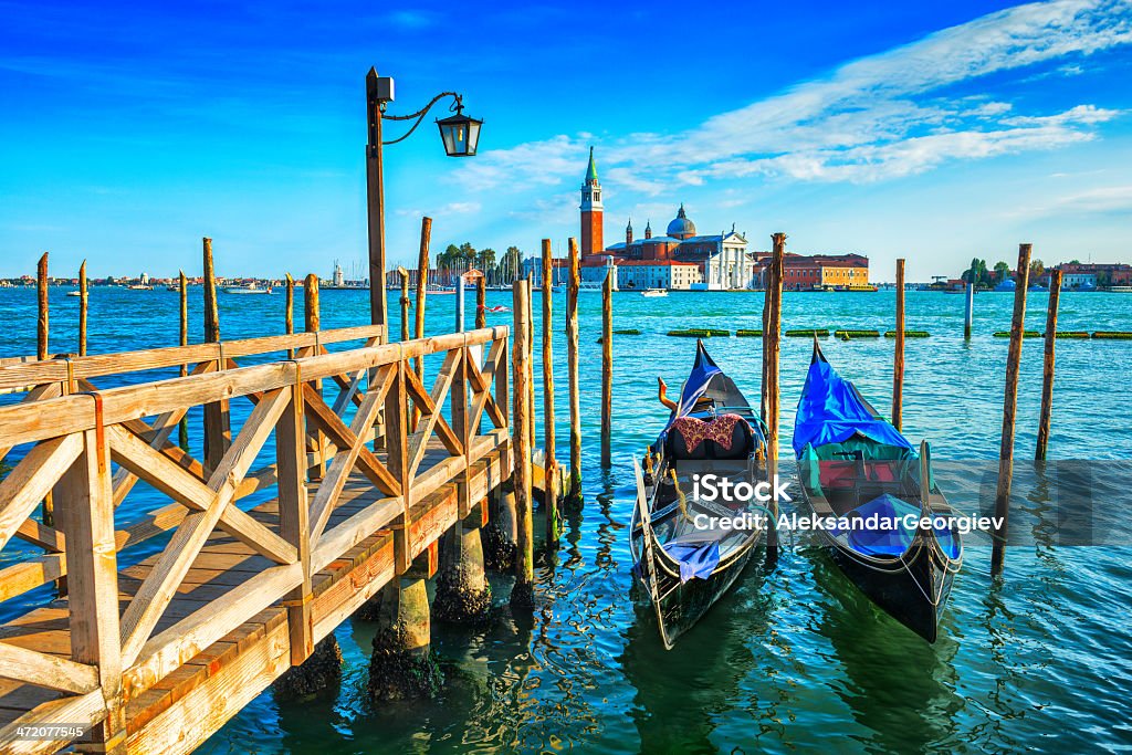 Gondoles sur la lagune de Venise, Italie - Photo de Aube libre de droits