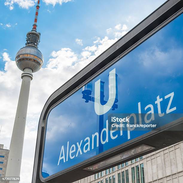 Tv Tower I Znak Alexanderplatz Ubahn - zdjęcia stockowe i więcej obrazów Alexanderplatz - Alexanderplatz, Berlin, Bez ludzi