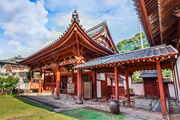 kofuku-ji temple in nagasaki - 興福寺 奈良 個照片及圖片檔