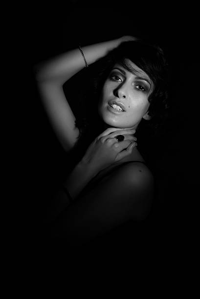 istock Beautiful Woman 472092763