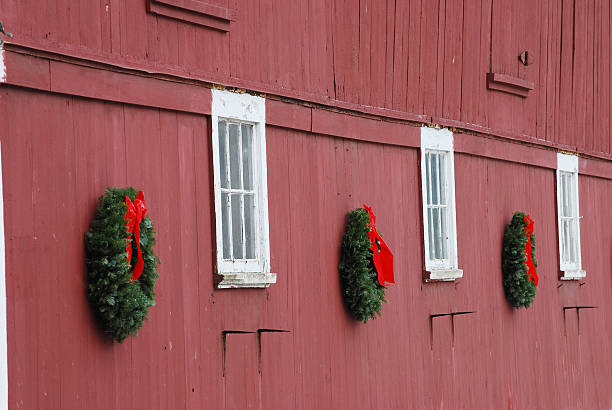 istock Wreaths of Red Barn 472093025