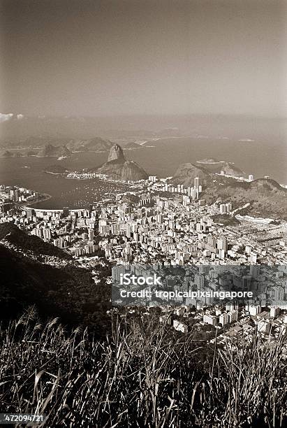 Photo libre de droit de Rio De Janeiro Brésil Vue Du Corcovado banque d'images et plus d'images libres de droit de Rio de Janeiro - Rio de Janeiro, Sépia, Amérique du Sud