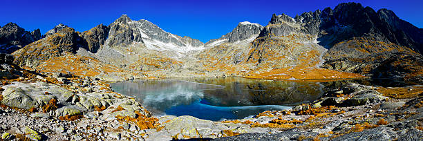 vysoke tatry, altas montanhas de tatra - narodni park imagens e fotografias de stock