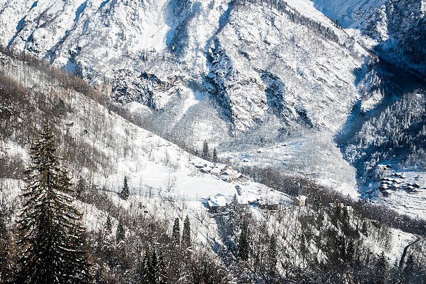 istock Italian Alps snow winter scene 472095943