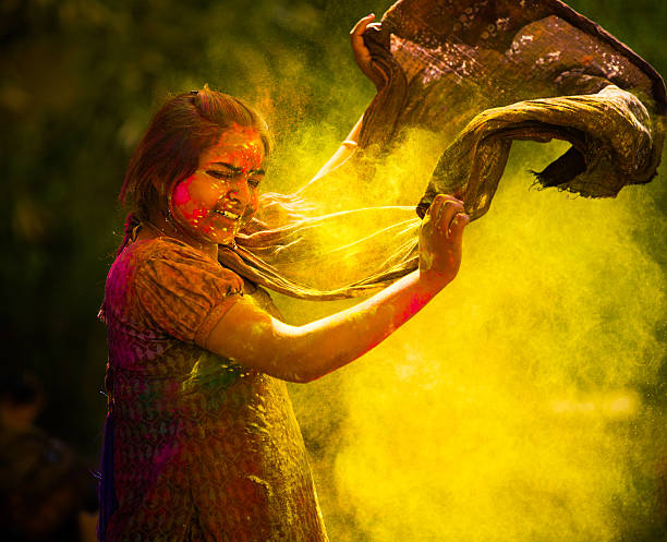 istock Dancing during Holi Festival 472100538