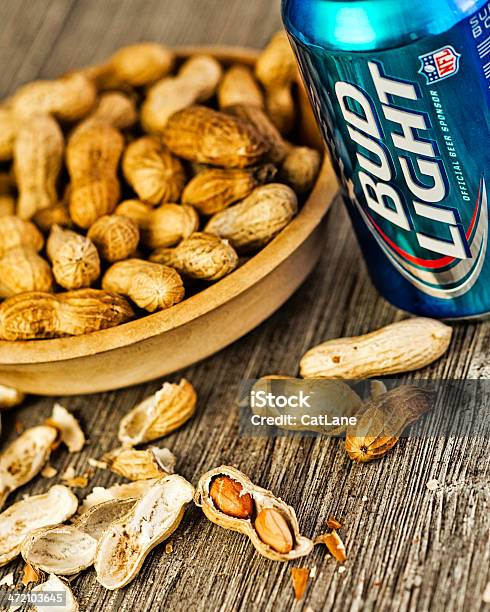 Beer And Peanuts Stock Photo - Download Image Now - Alcohol - Drink, American Culture, Antioxidant