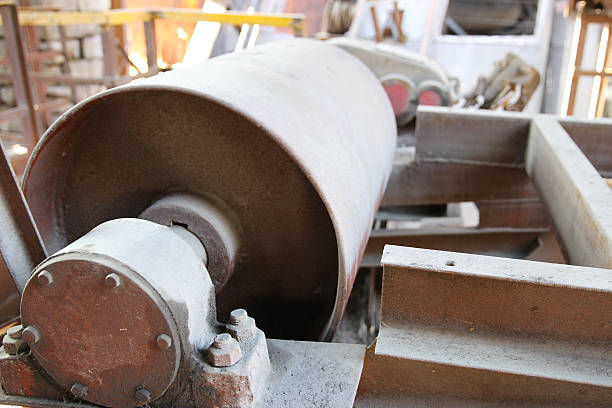 istock Old metallurgical plant 472104928