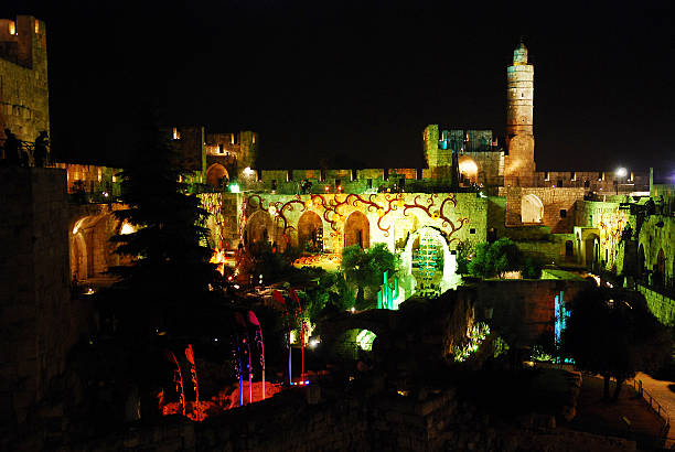torre de david show de luzes em jerusalém - jerusalem judaism david tower - fotografias e filmes do acervo