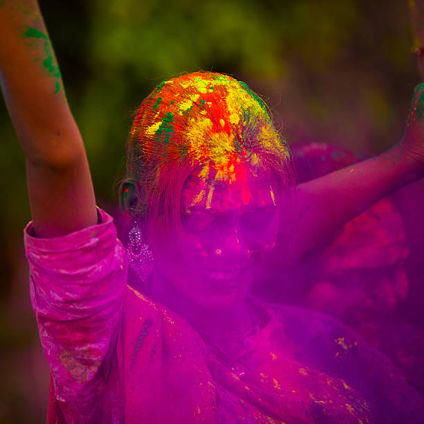 istock The intense colors of Holi 472107950