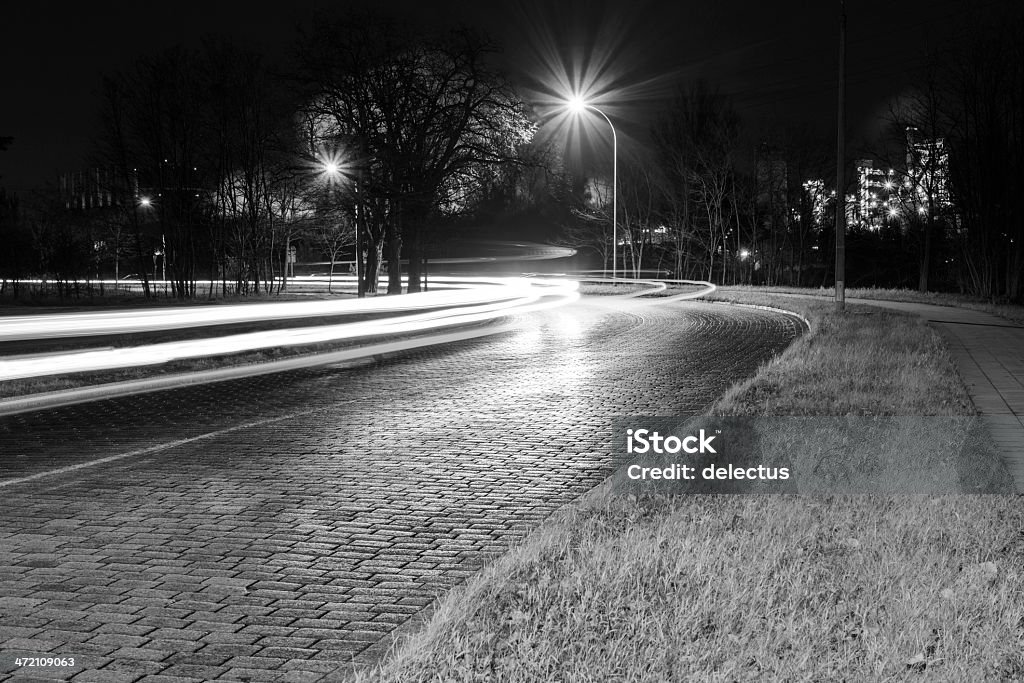 Old cobbled street à noite - Royalty-free Ao Ar Livre Foto de stock