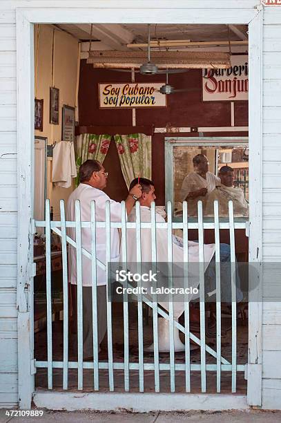 Peluquero Foto de stock y más banco de imágenes de Antiguo - Antiguo, Cuba, Fotografía - Imágenes