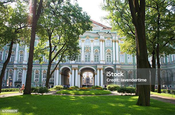 Inner Garden Of Winter Palace Saint Petersburg Stock Photo - Download Image Now - Emperor, Oak Tree, Architectural Column