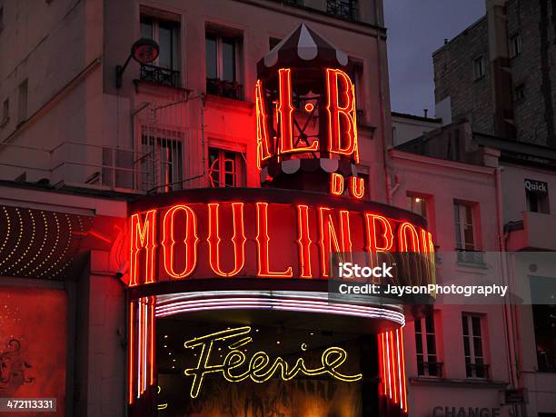 Moulin Rouge A Parigi - Fotografie stock e altre immagini di Moulin Rouge - Moulin Rouge, Mulino a vento, Notte