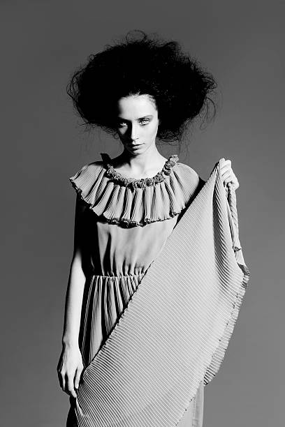 istock Dramatic portrait of woman 472115321